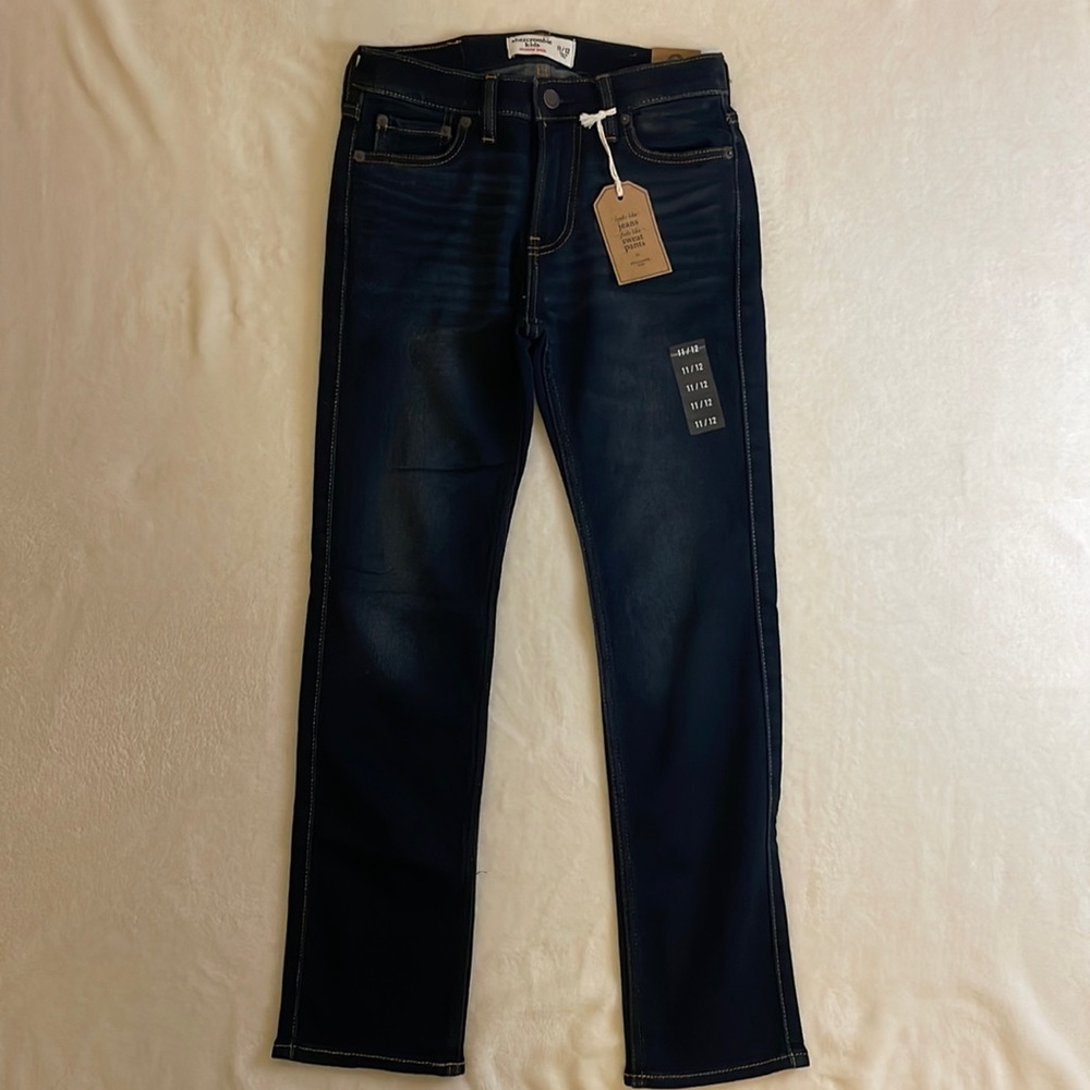 Abercrombie kids Boys Dark wash skinny jeans